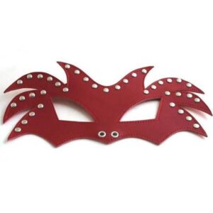 Красная карнавальная маска дракона