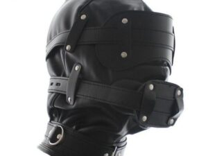 Кожаная маска полностью закрыта