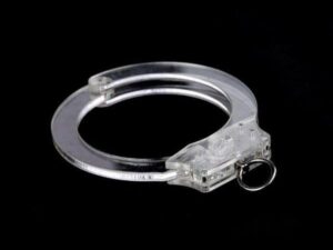 Женский пластиковый ошейник