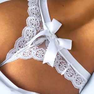 Жіночі трусики прозорі білого кольору.